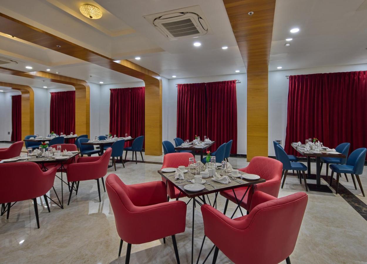 Golden Tulip Tirupati Hotel Eksteriør billede