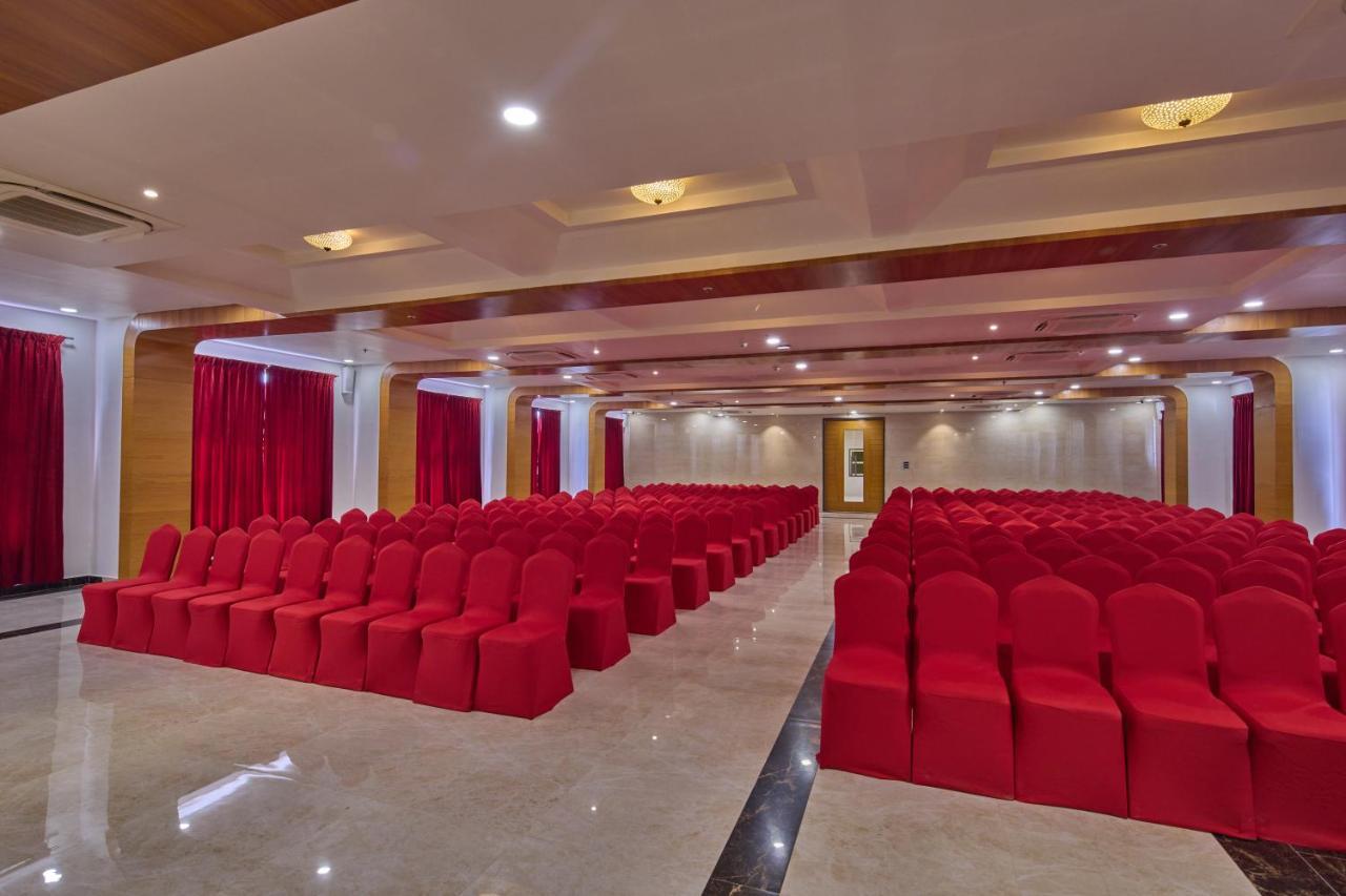 Golden Tulip Tirupati Hotel Eksteriør billede